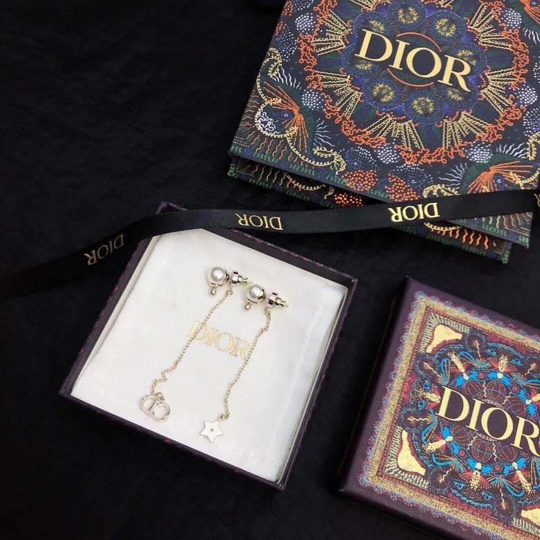 ch**an D*or earrings